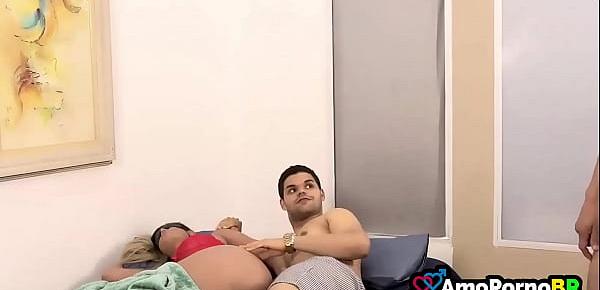  Filho comendo a esposa do seu PAI